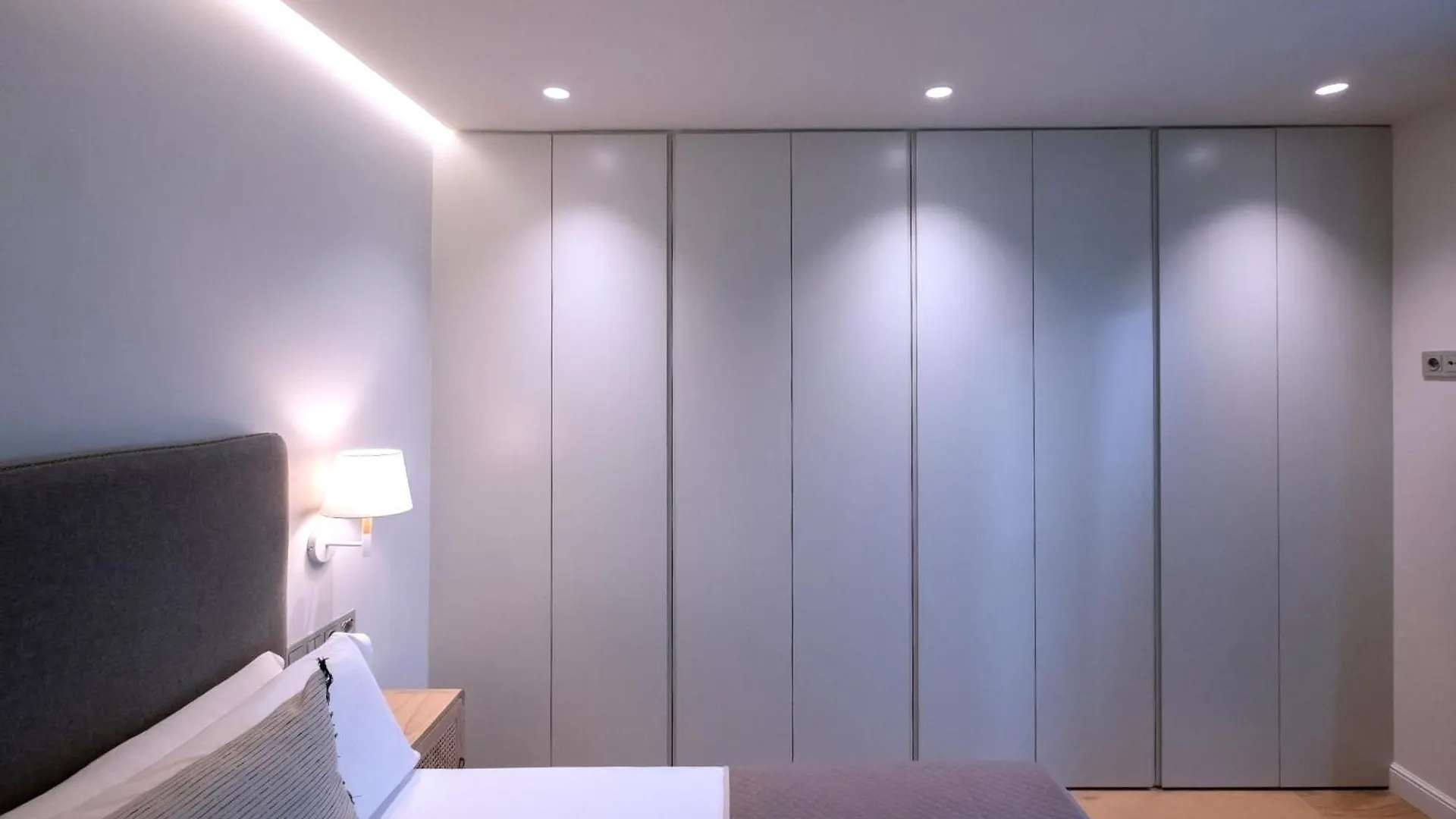 Villar Suites By Cadiz4Rentals Apartamento