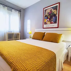 Plaza Cristo De Burgos Apartment