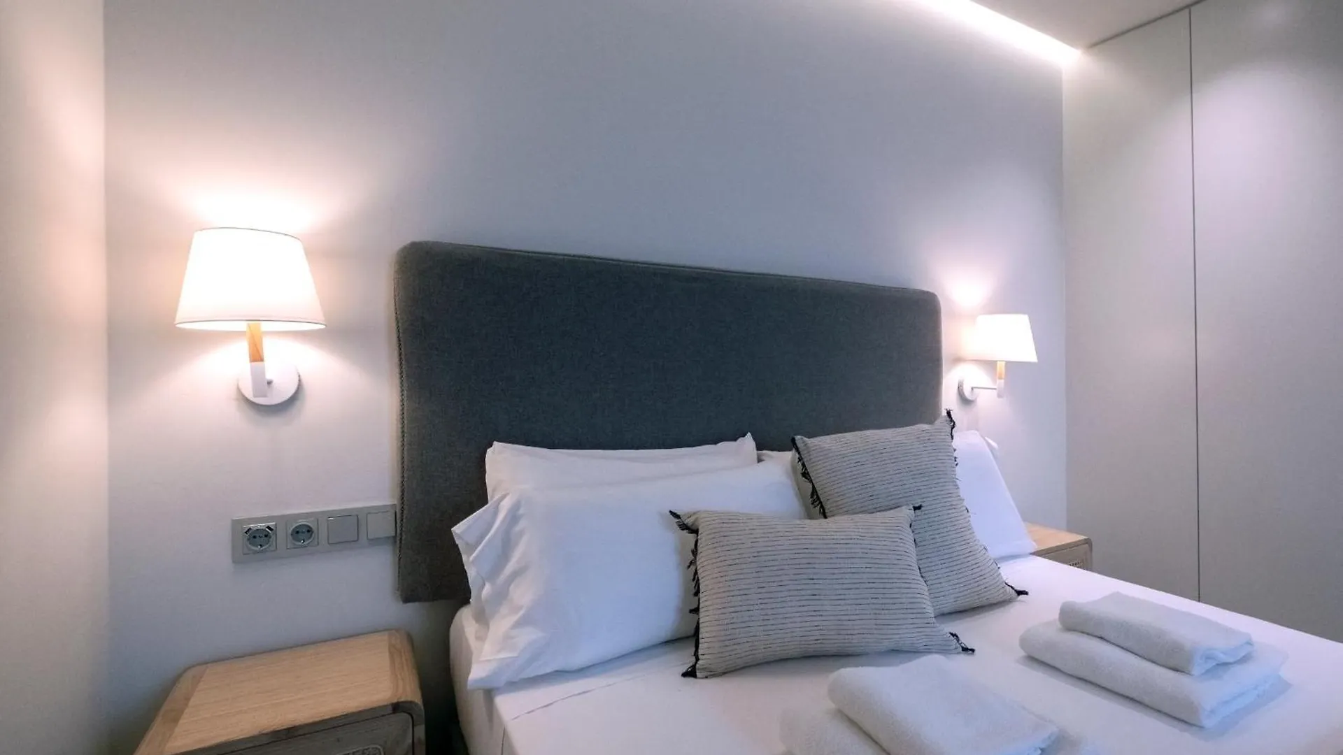 Villar Suites By Cadiz4Rentals 0*,  Spanien