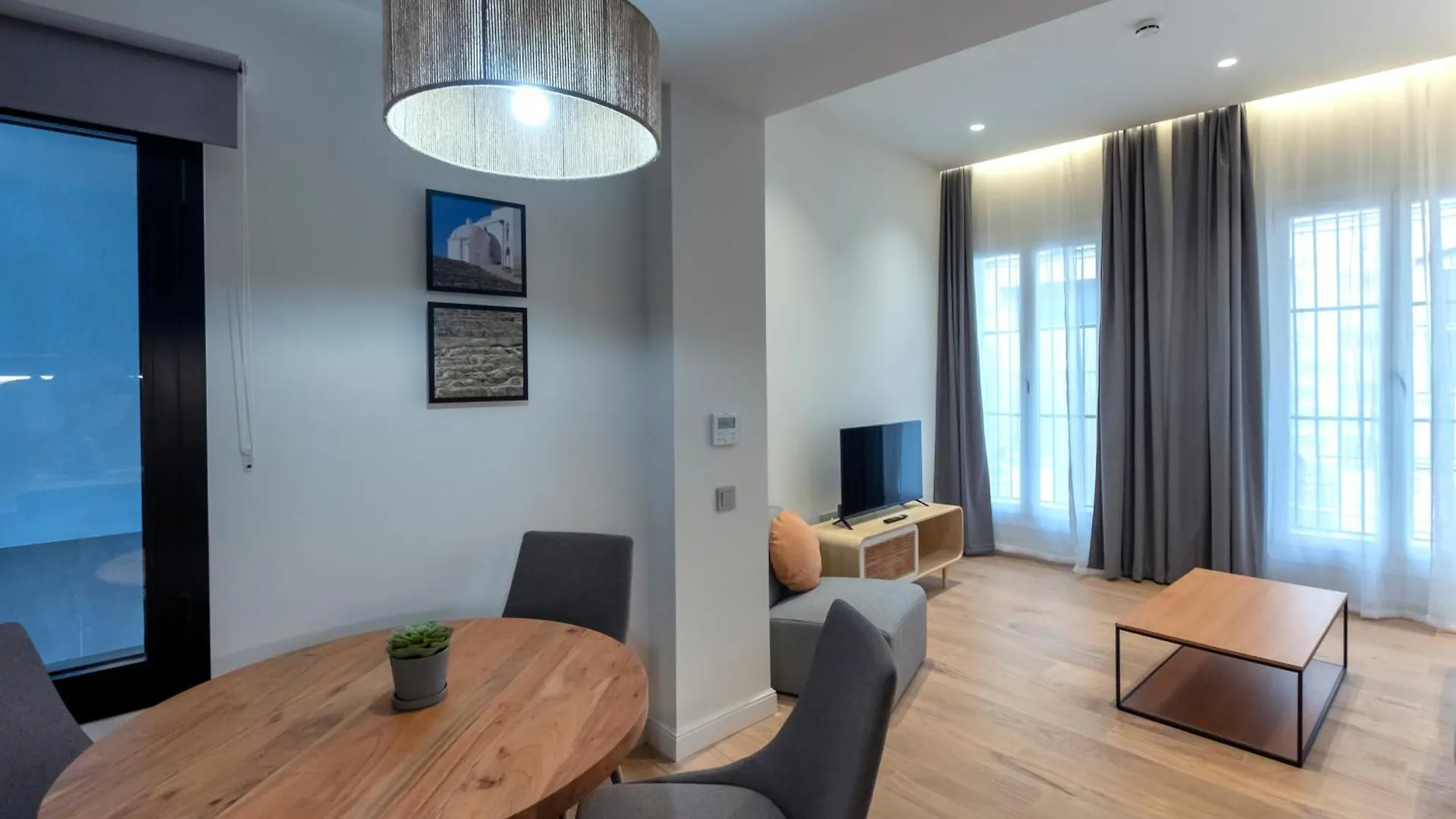 Villar Suites By Cadiz4Rentals Lejlighed